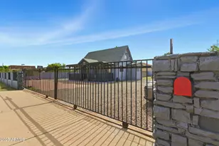 1929 E Union Hills Dr, Phoenix, AZ 85024 - Photo 26