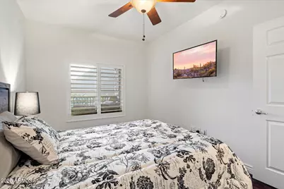 5350 E Deer Valley Drive #1430, Phoenix, AZ 85054 - Photo 22