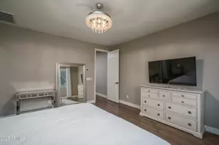 25327 N 19th Ln, Phoenix, AZ 85085 - Photo 14