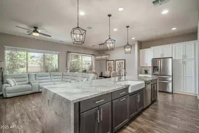 25327 N 19th Lane, Phoenix, AZ 85085 - Photo 6