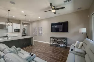 25327 N 19th Ln, Phoenix, AZ 85085 - Photo 10