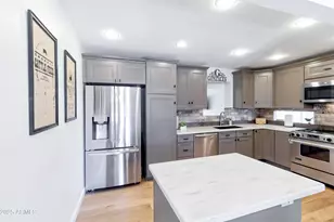 1903 E Palo Verde Dr, Phoenix, AZ 85016 - Photo 8