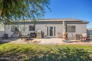 13067 S Del Rio Rd, Arizona City, AZ 85123 - Photo 18