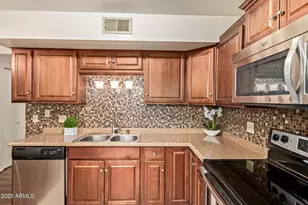 2535 W Rose Ln, Phoenix, AZ 85017 - Photo 12