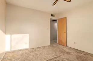 2535 W Rose Ln, Phoenix, AZ 85017 - Photo 14