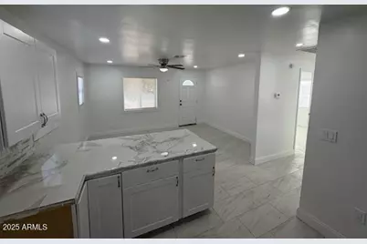 3435 W Holly Street, Phoenix, AZ 85009 - Photo 6