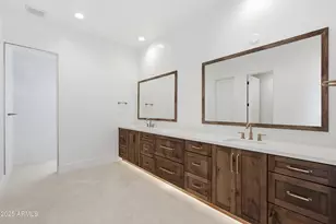 3326 S Stuart Ct, Gilbert, AZ 85297 - Photo 30