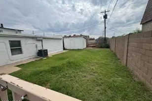 2338 N 52nd St, Phoenix, AZ 85008 - Photo 10