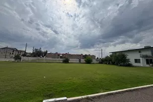 2338 N 52nd St, Phoenix, AZ 85008 - Photo 2