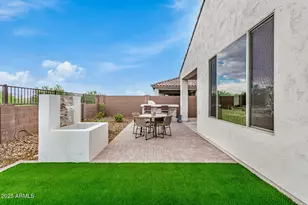 1894 W Summer Ln, San Tan Valley, AZ 85144 - Photo 36