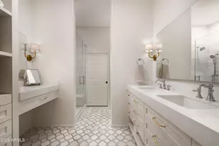 8270 N Hayden Rd, Scottsdale, AZ 85258 - Photo 10