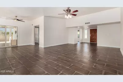 1119 E Renee Drive E, Phoenix, AZ 85024 - Photo 8