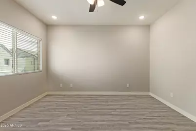 8242 N 22nd Drive, Phoenix, AZ 85021 - Photo 18