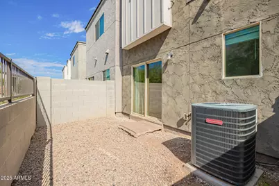 8242 N 22nd Drive, Phoenix, AZ 85021 - Photo 28