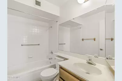 807 E Michelle Drive, Phoenix, AZ 85022 - Photo 32