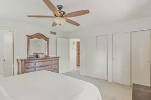 807 E Michelle Dr, Phoenix, AZ 85022 - Photo 24