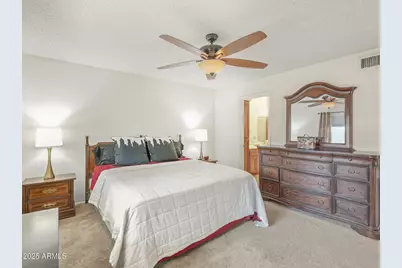 807 E Michelle Drive, Phoenix, AZ 85022 - Photo 4