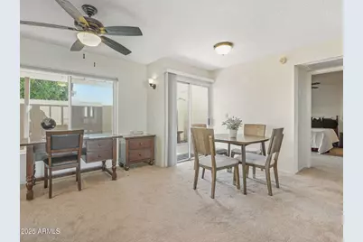 807 E Michelle Drive, Phoenix, AZ 85022 - Photo 16