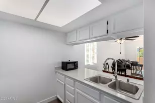 12207 N 21st Ave, Phoenix, AZ 85029 - Photo 12