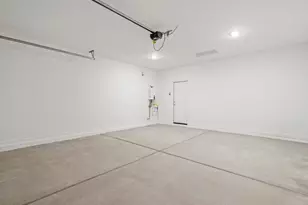 212 N 176th Ln, Goodyear, AZ 85338 - Photo 16