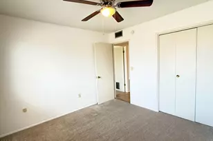 10223 W Andover Ave, Sun City, AZ 85351 - Photo 16