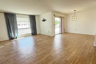 10223 W Andover Ave, Sun City, AZ 85351 - Photo 2