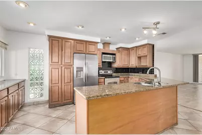 3738 E Montecito Avenue, Phoenix, AZ 85018 - Photo 14