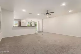 2106 E Aire Libre Ave, Phoenix, AZ 85022 - Photo 4