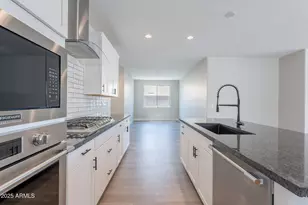 32000 N 117th Ave, Peoria, AZ 85383 - Photo 6