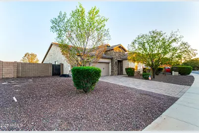 18225 W Montecito Avenue, Goodyear, AZ 85395 - Photo 16