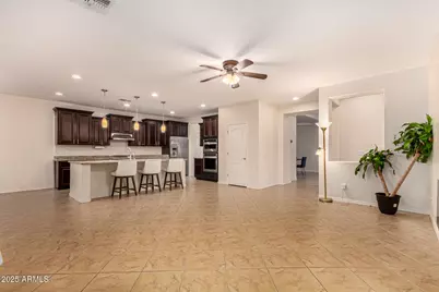 18225 W Montecito Avenue, Goodyear, AZ 85395 - Photo 14