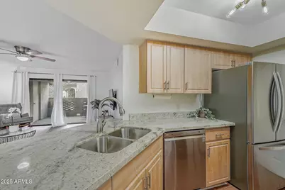 5104 N 32nd Street #150, Phoenix, AZ 85018 - Photo 6