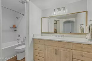 5104 N 32nd St, Phoenix, AZ 85018 - Photo 32