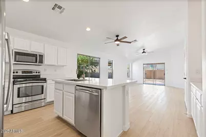 46137 W Starlight Drive, Maricopa, AZ 85139 - Photo 10