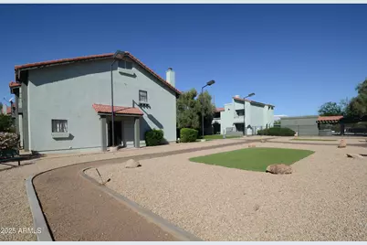 2315 W Union Hills Drive #108, Phoenix, AZ 85027 - Photo 32