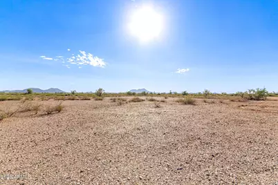 407Xx W Montebello Avenue #R, Tonopah, AZ 85354 - Photo 4