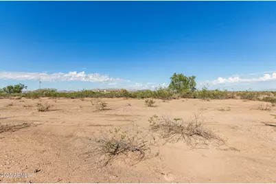 407Xx W Montebello Avenue #R, Tonopah, AZ 85354 - Photo 8