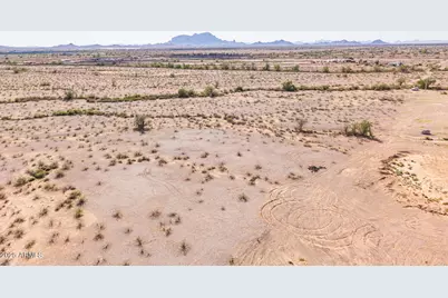 407Xx W Montebello Avenue #R, Tonopah, AZ 85354 - Photo 12