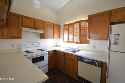 3923 W Denver Street, Chandler, AZ 85226 - Photo 4