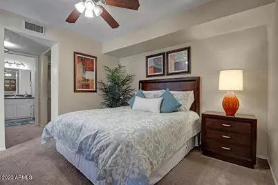 10002 N 7th Street #C1, Phoenix, AZ 85020 - Photo 6