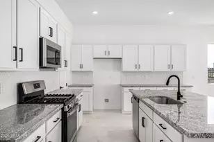22232 W Tonopah Dr, Surprise, AZ 85387 - Photo 6