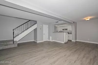 792 E Eugie Avenue, Phoenix, AZ 85022 - Photo 6