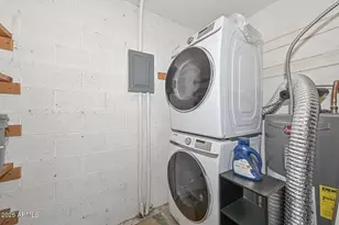 792 E Eugie Ave, Phoenix, AZ 85022 - Photo 28