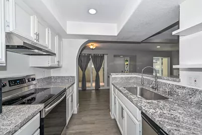 792 E Eugie Avenue, Phoenix, AZ 85022 - Photo 16