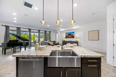 6213 S 25th Place, Phoenix, AZ 85042 - Photo 16