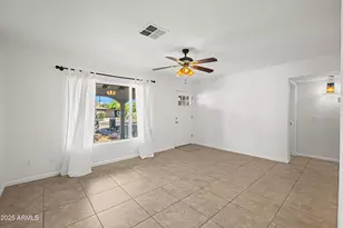 2647 E Whitton Ave, Phoenix, AZ 85016 - Photo 8