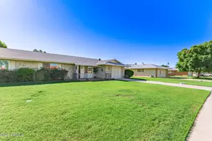 9805 W Burns Dr, Sun City, AZ 85351 - Photo 4