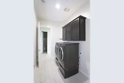 10549 W Albert Lane W, Peoria, AZ 85382 - Photo 42