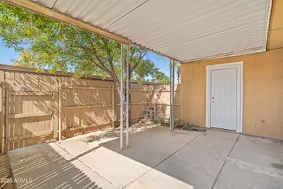 8235 N 34th Drive, Phoenix, AZ 85051 - Photo 6