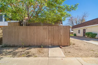 8235 N 34th Drive, Phoenix, AZ 85051 - Photo 4